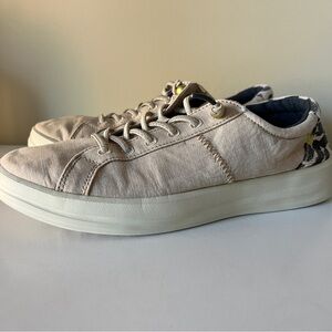 Hey Dude Casual Beige Slip On Sneakers Woman’s 9